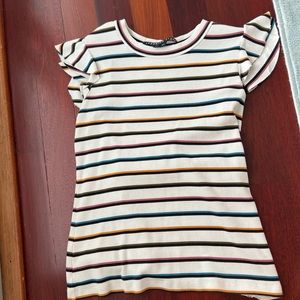 XS Veronica Beard ruffle tee